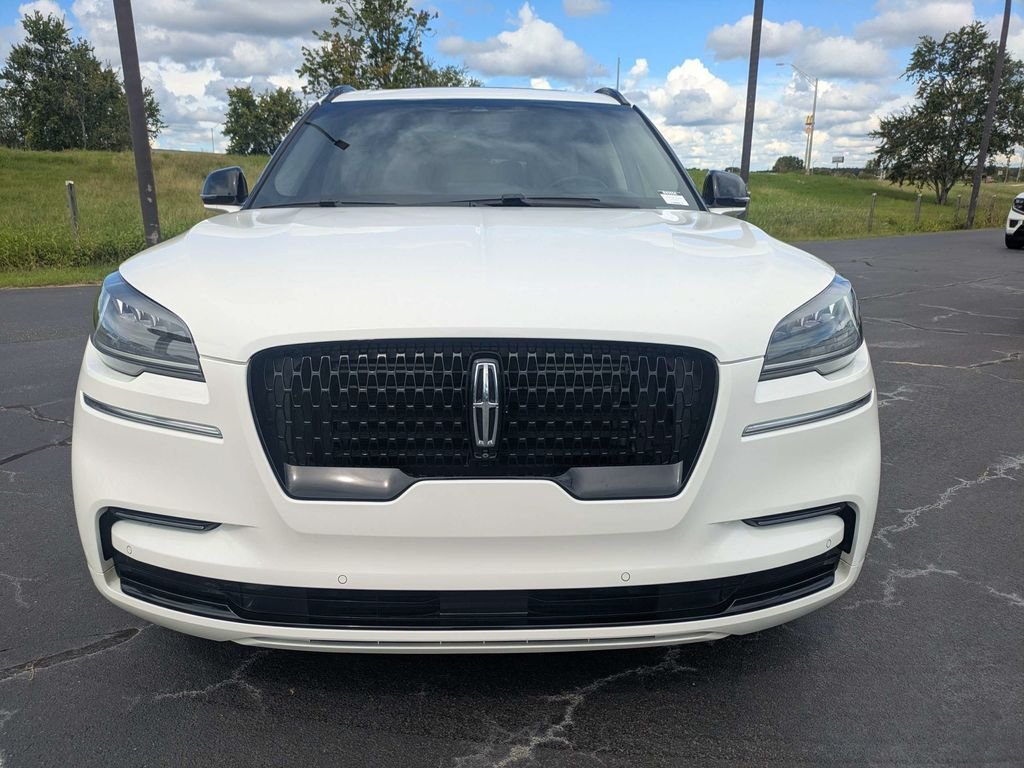 Used 2022 Lincoln Aviator Reserve w/ Equipment Group 201A RWD image 9