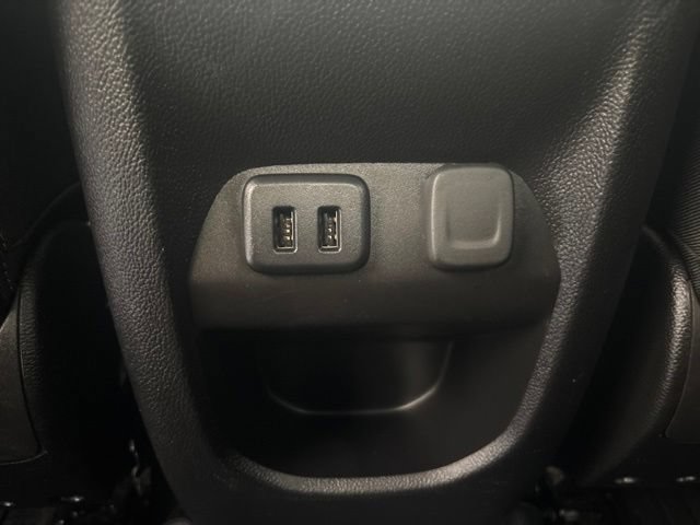 Used 2018 Chevrolet Colorado LT AWD/4WD image 24