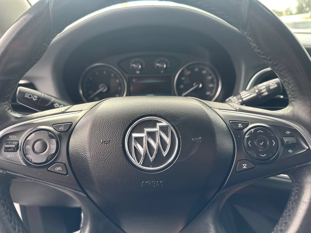 Used 2018 Buick Enclave Essence w/ Trailering Package FWD image 29