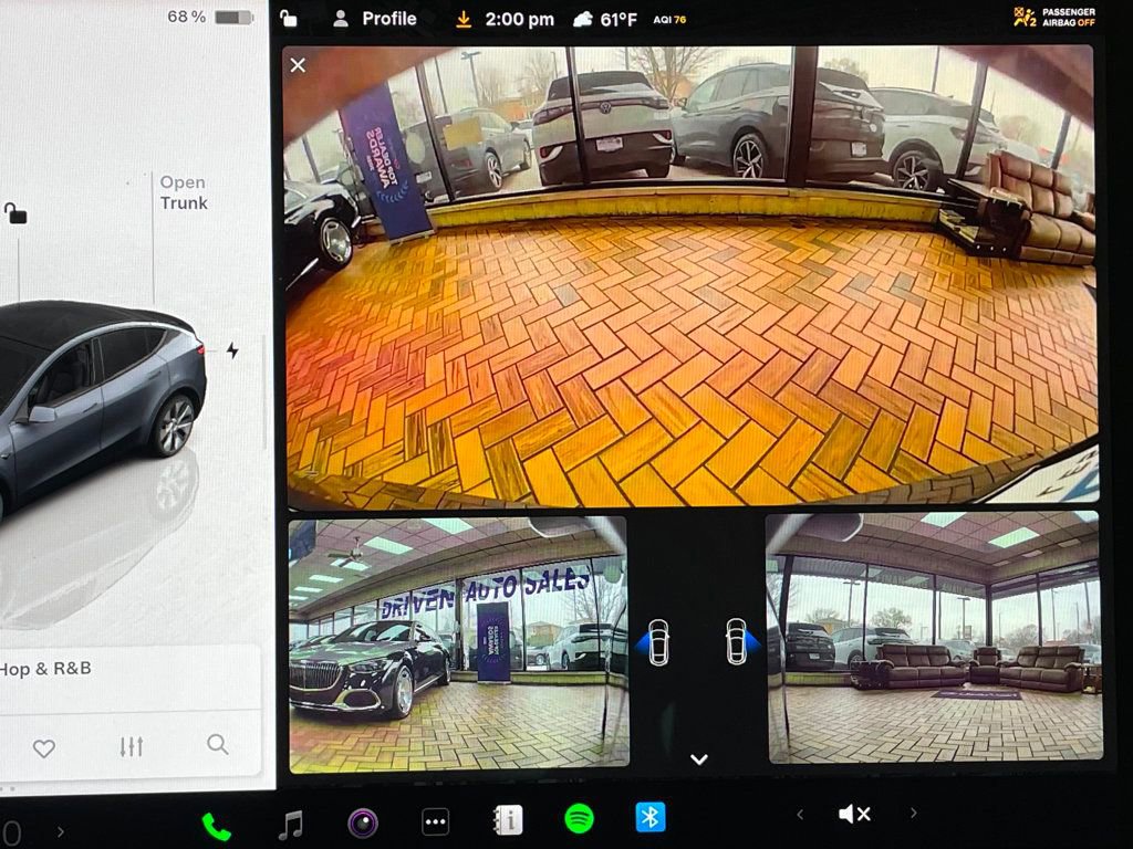 Used 2023 Tesla Model Y Long Range image 29