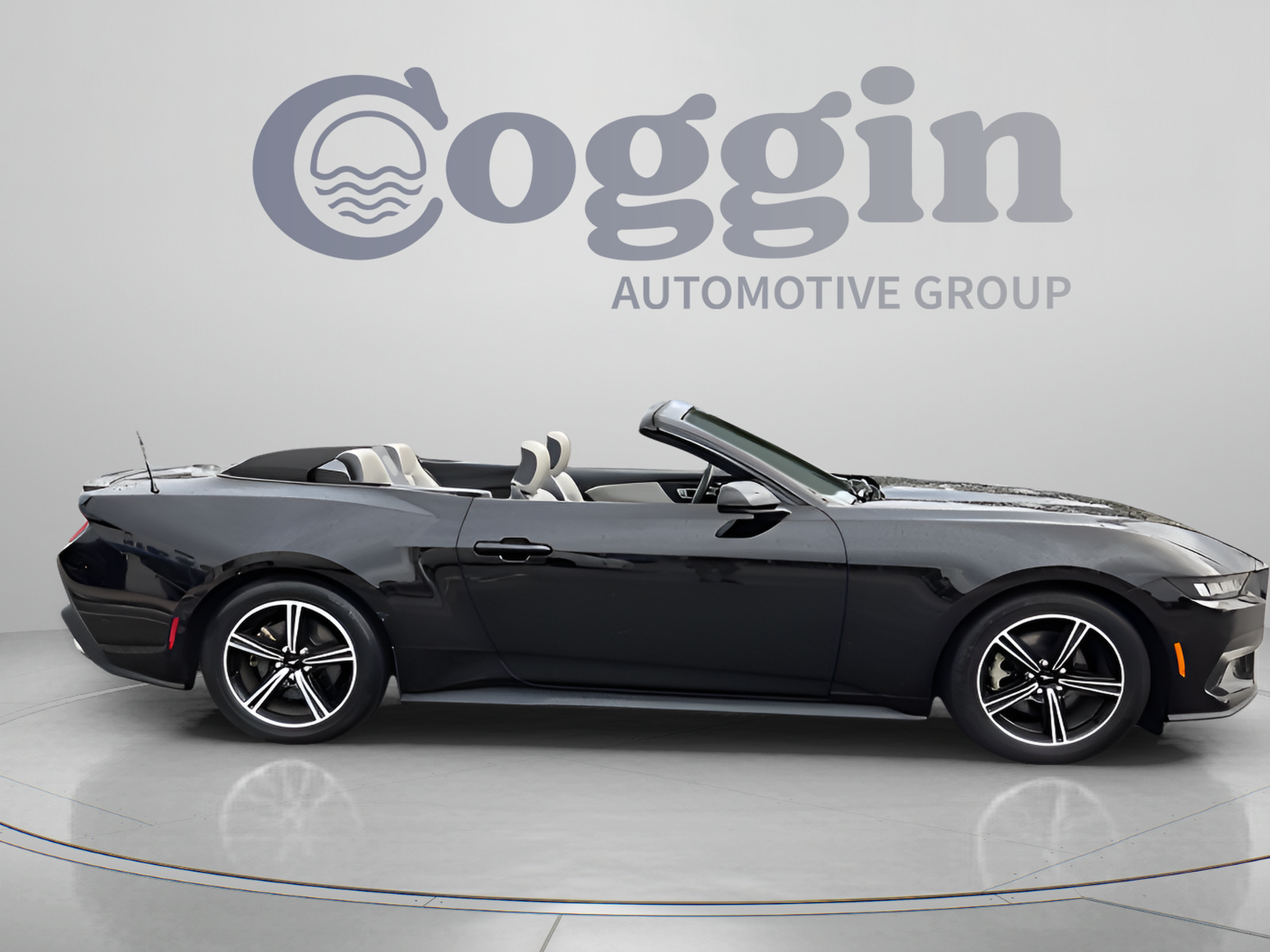 Used 2024 Ford Mustang Premium RWD image 6
