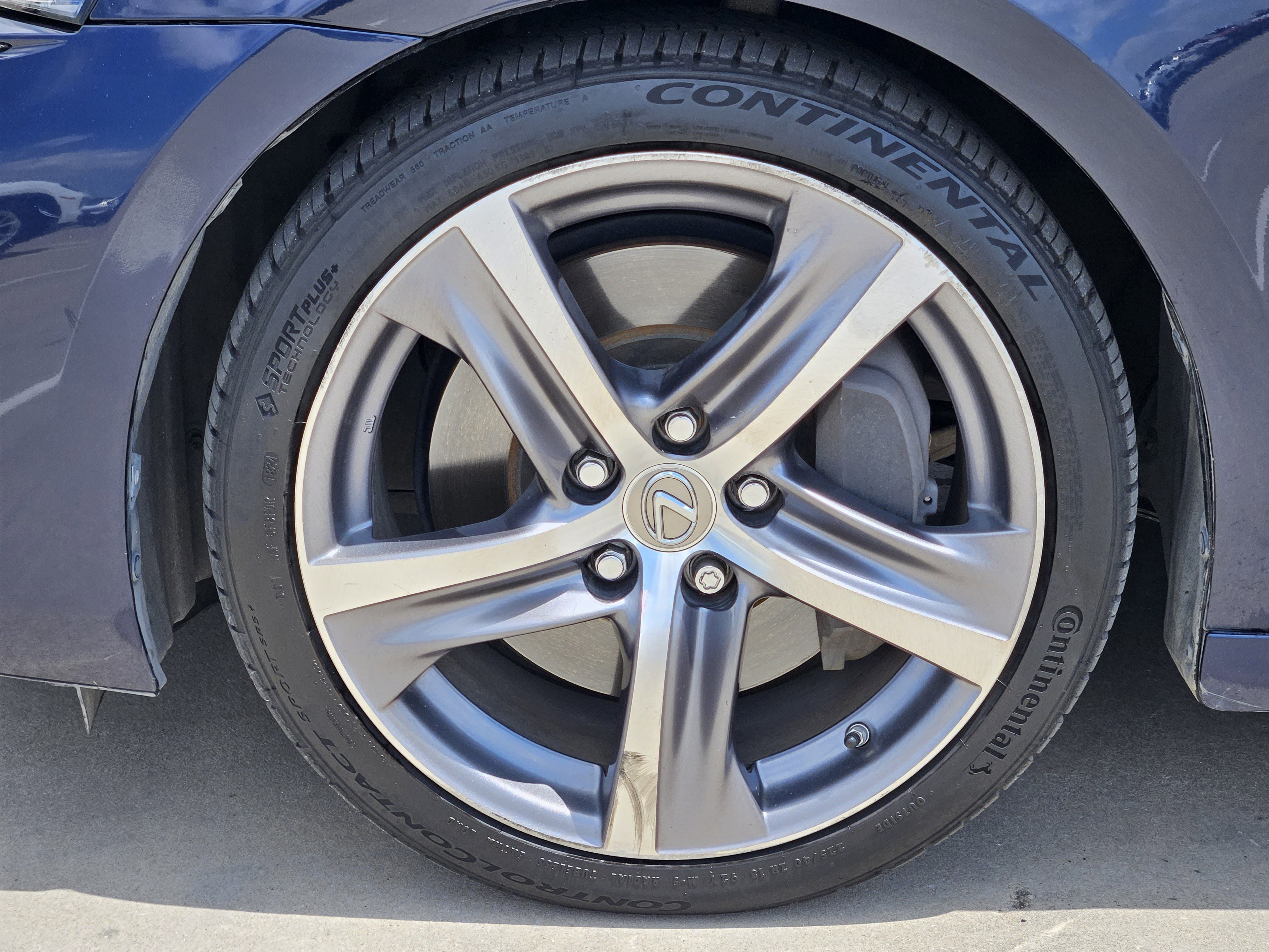 Used 2018 Lexus IS 300 w/ Comfort Package RWD image 14