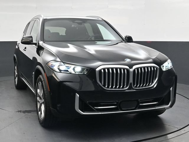 Certified 2024 BMW X5 xDrive40i w/ Premium Package AWD/4WD image 11