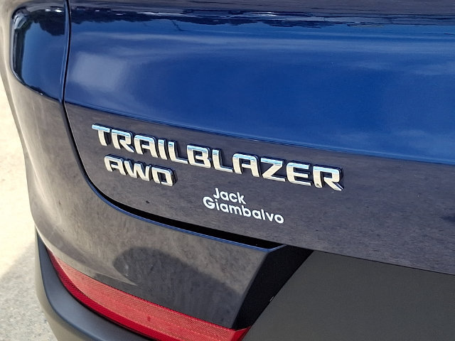 Used 2023 Chevrolet TrailBlazer ACTIV w/ Sun and Liftgate Package AWD/4WD image 31