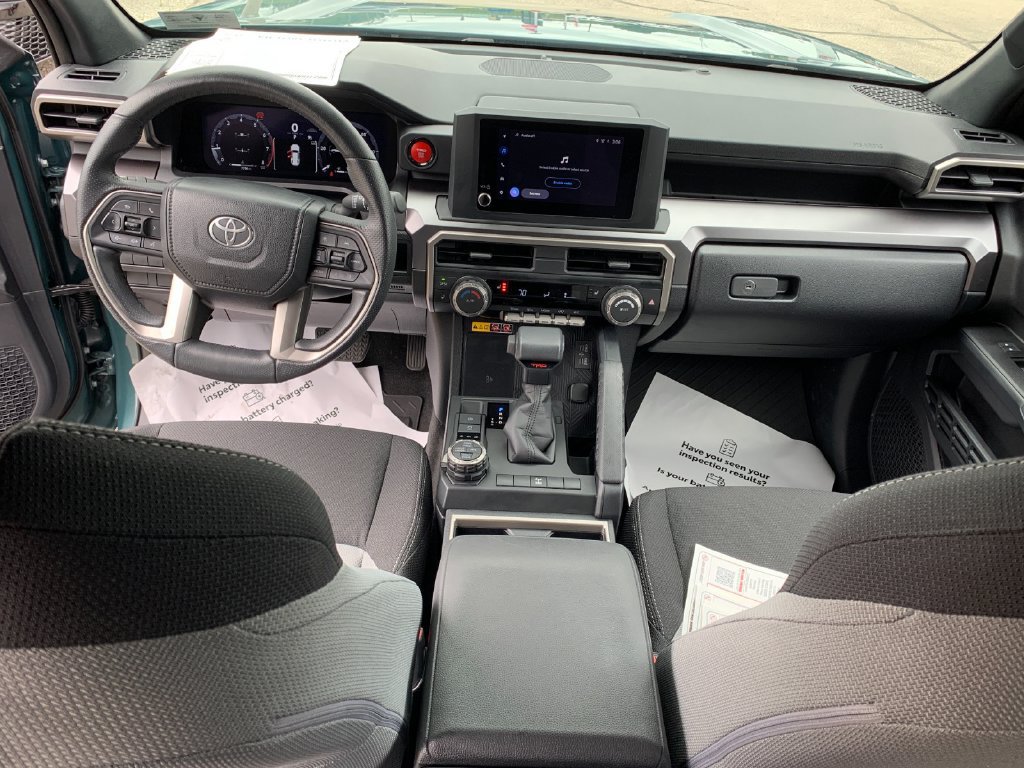 Used 2025 Toyota 4Runner TRD Off-Road AWD/4WD image 16