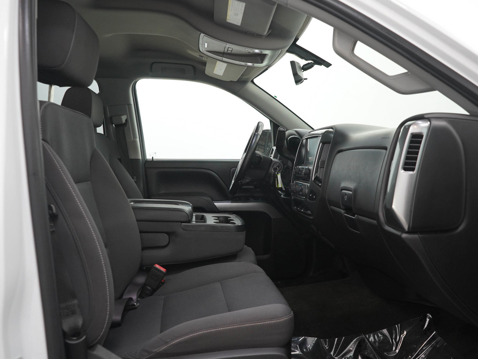 Used 2018 Chevrolet Silverado 1500 LT w/ All Star Edition AWD/4WD image 13