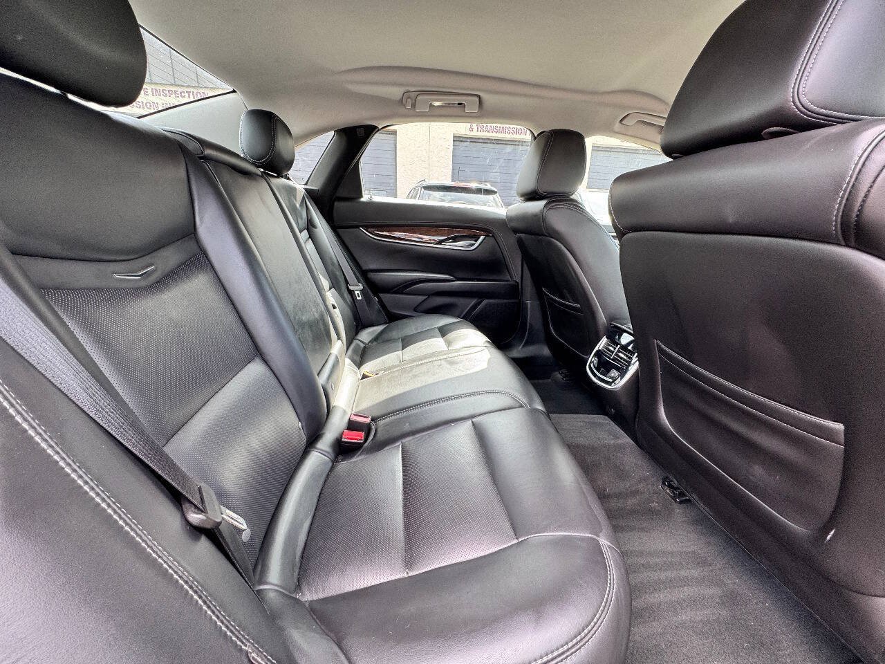 Used 2015 Cadillac XTS Luxury FWD image 12