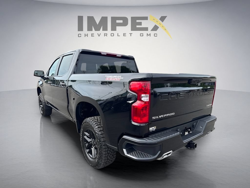 New 2026 Chevrolet Silverado 1500 Custom Trail Boss AWD/4WD image 3