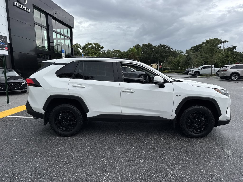 Used 2024 Toyota RAV4 XLE FWD image 5