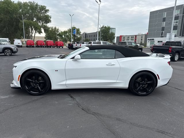 Used 2016 Chevrolet Camaro SS RWD image 2