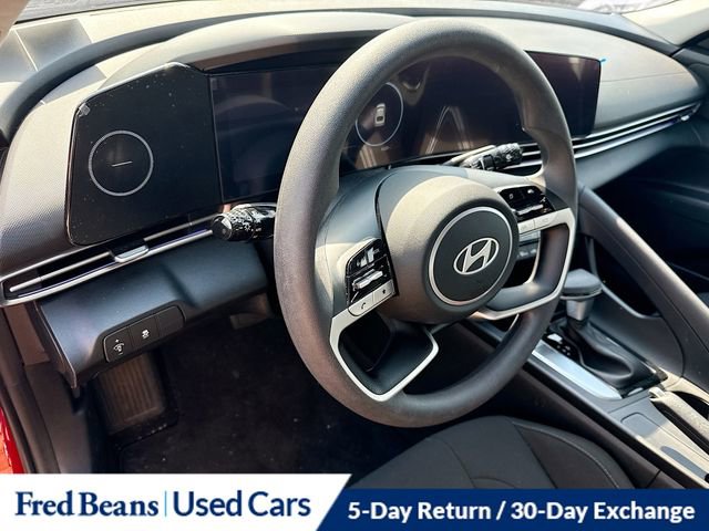 Certified 2024 Hyundai Elantra SEL image 11
