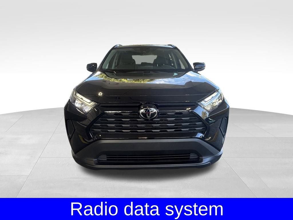 Used 2025 Toyota RAV4 XLE image 8