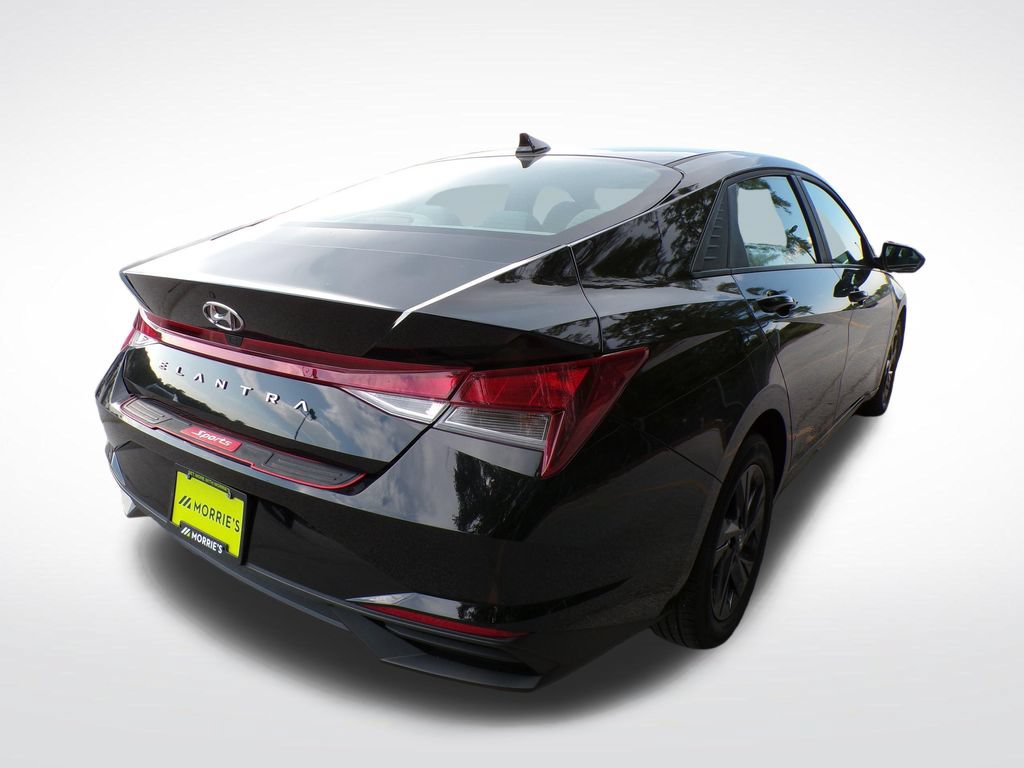 Certified 2022 Hyundai Elantra SEL w/ Convenience Package FWD image 6
