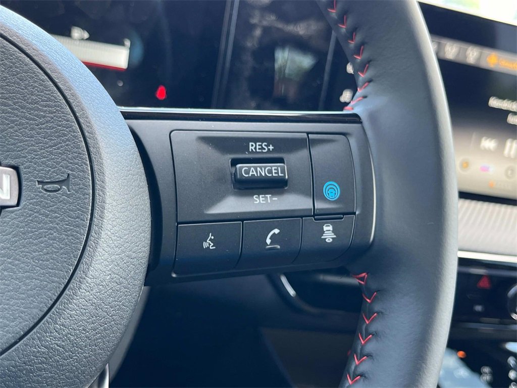 New 2025 Nissan Kicks SR image 23