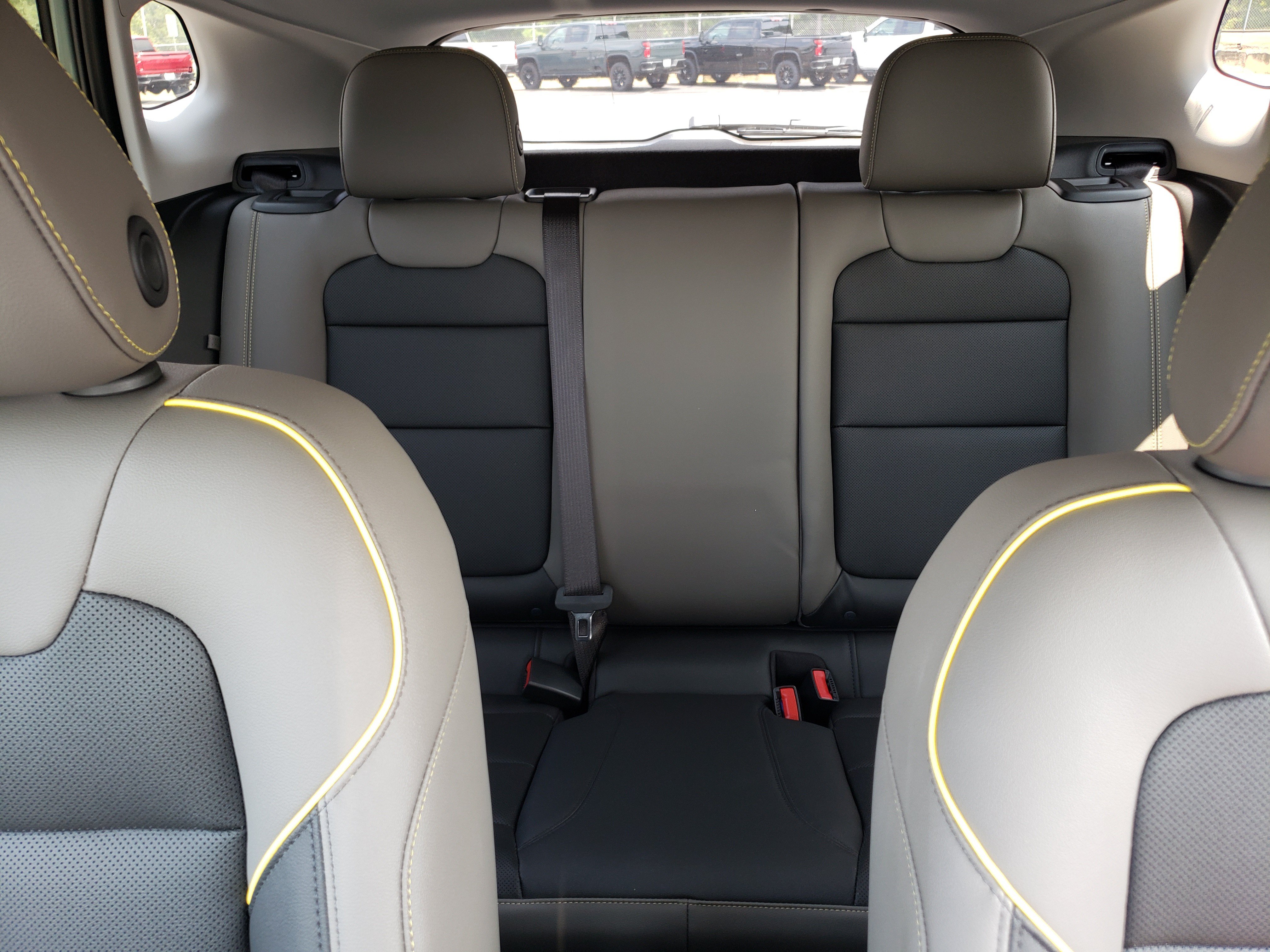New 2026 Chevrolet Trax ACTIV w/ Driver Confidence Package FWD image 32