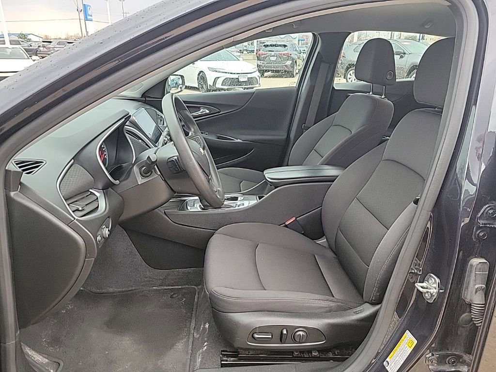 Used 2023 Chevrolet Malibu LT FWD image 8