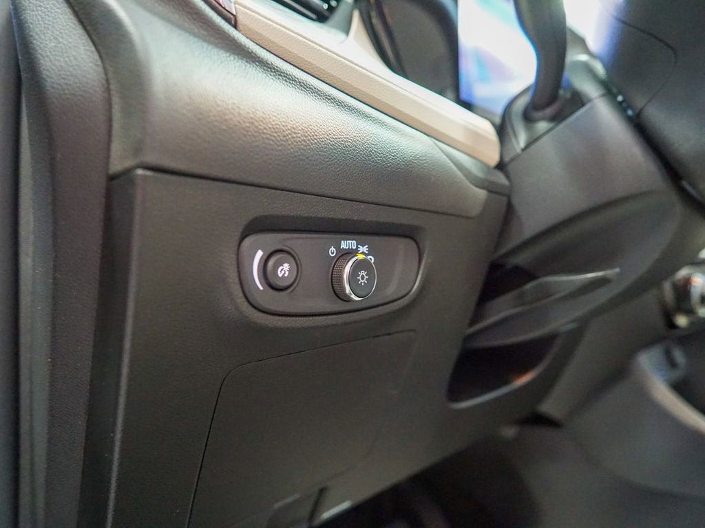 Used 2024 Buick Encore GX Sport Touring image 18