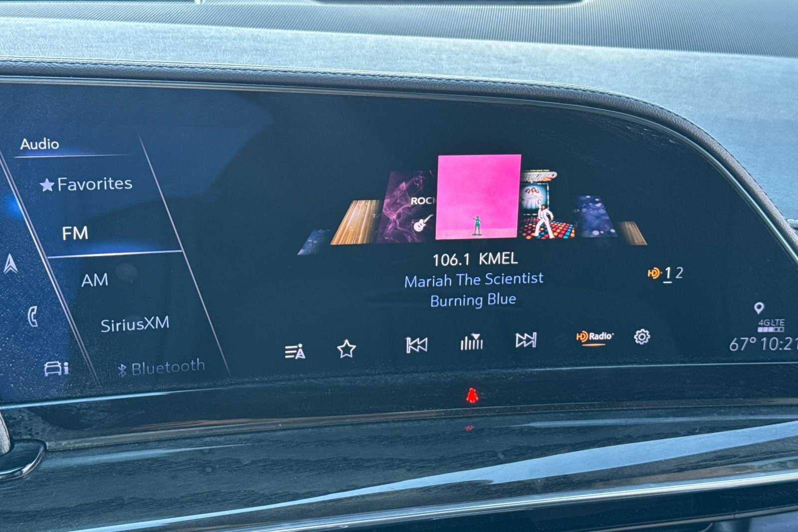 Used 2023 Cadillac Escalade ESV Premium Luxury image 24