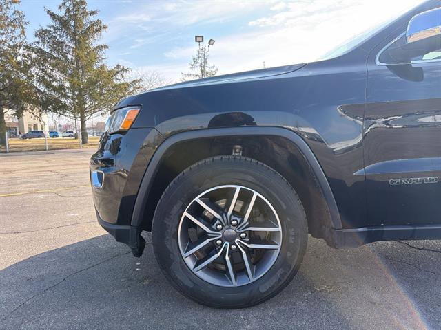 Used 2019 Jeep Grand Cherokee Limited image 40