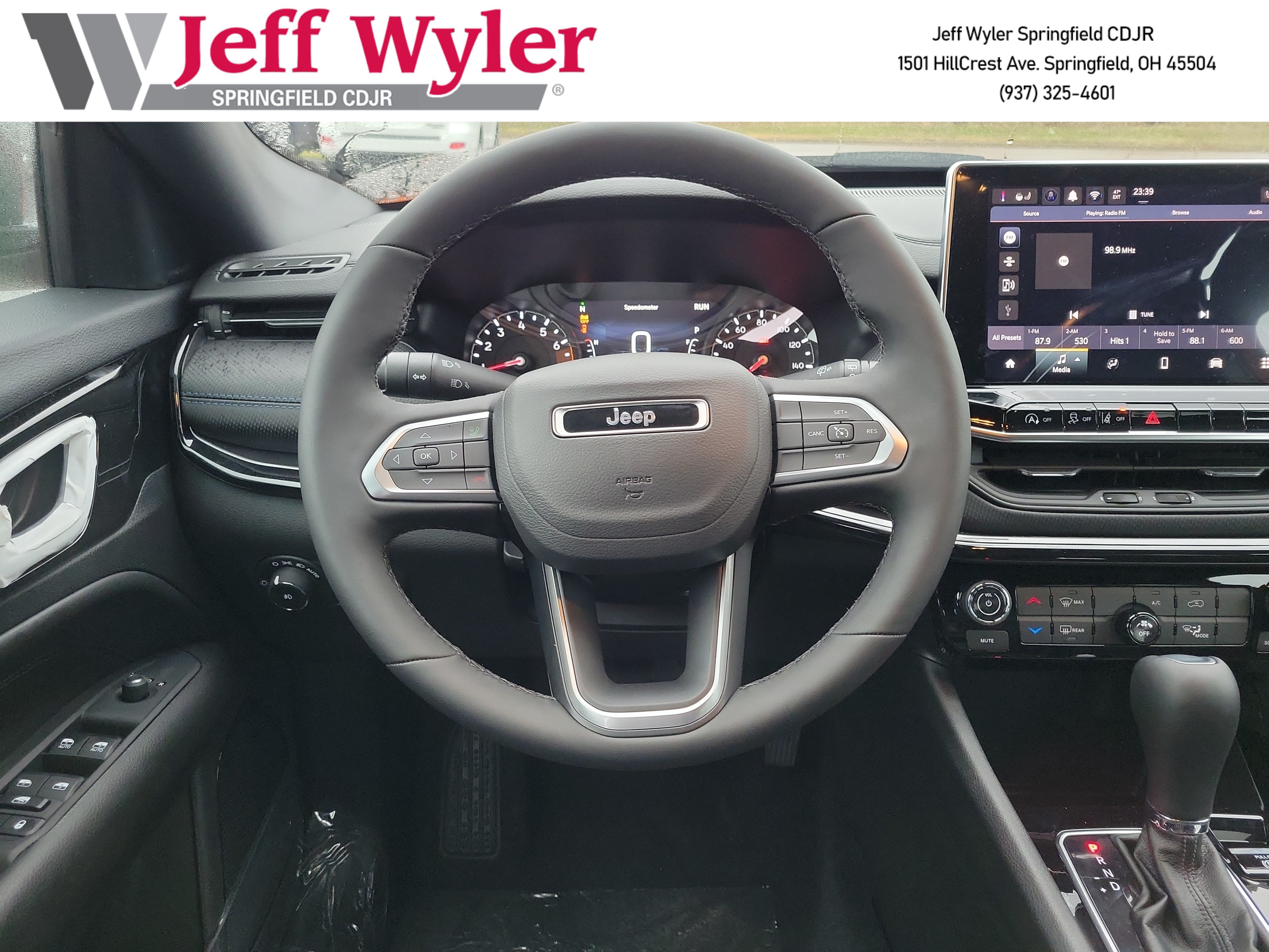 New 2026 Jeep Compass Latitude AWD/4WD image 8