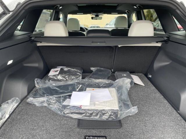 New 2025 Volkswagen Atlas Cross Sport SEL Premium R-Line image 12