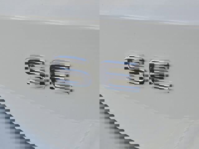 Used 2023 Volkswagen Taos SE w/ Panoramic Sunroof Package image 16