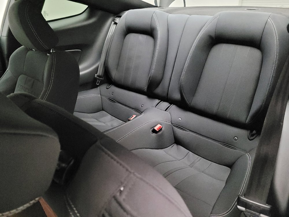 Used 2019 Ford Mustang Coupe image 18