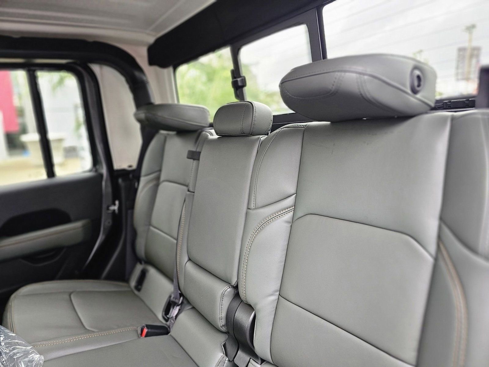 New 2026 Jeep Gladiator Mojave image 26