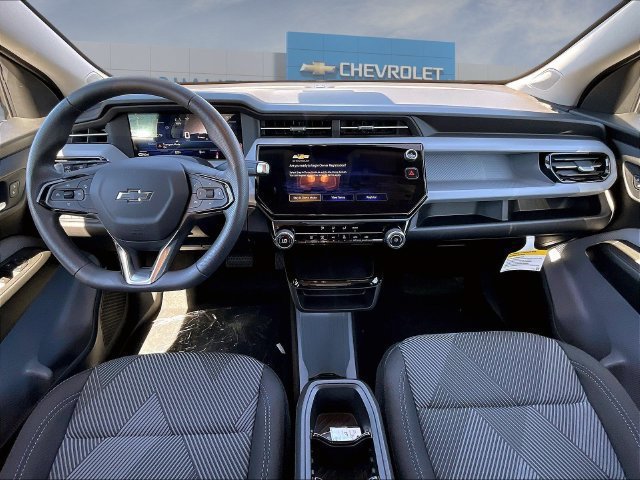 New 2027 Chevrolet Bolt LT FWD image 5