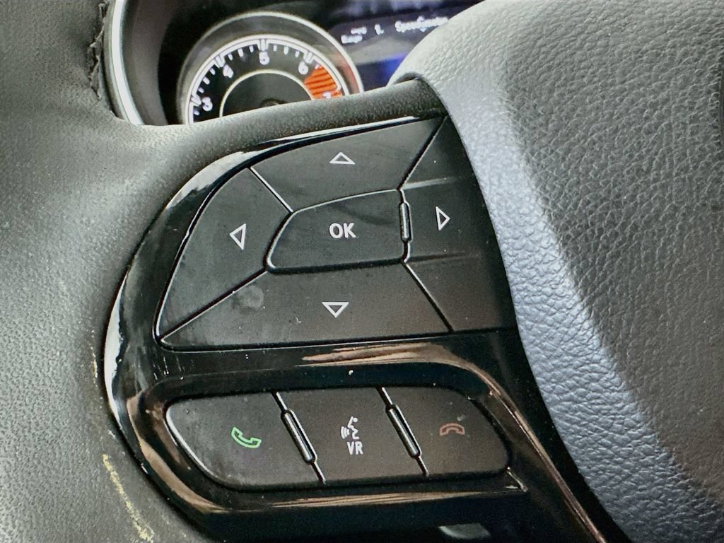 Used 2023 Jeep Cherokee Altitude Lux AWD/4WD image 25