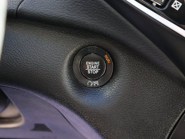 Used 2019 Jeep Cherokee Limited image 30