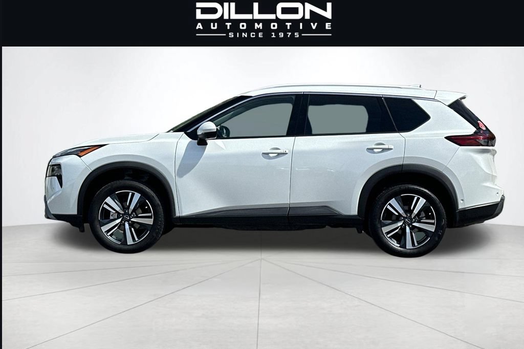 Used 2026 Nissan Rogue SL AWD/4WD image 7
