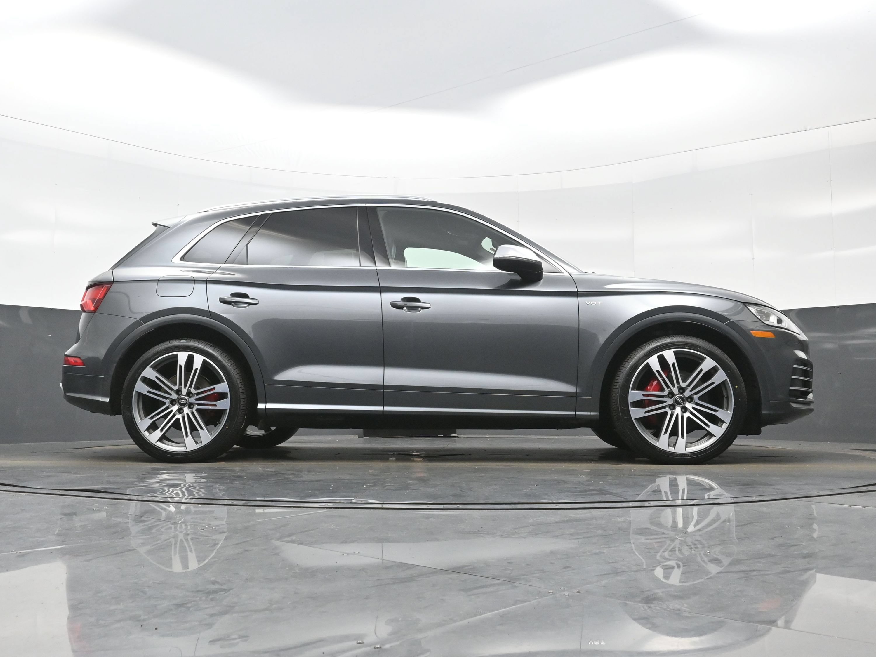 Used 2018 Audi SQ5 Prestige w/ Prestige Package AWD/4WD image 30
