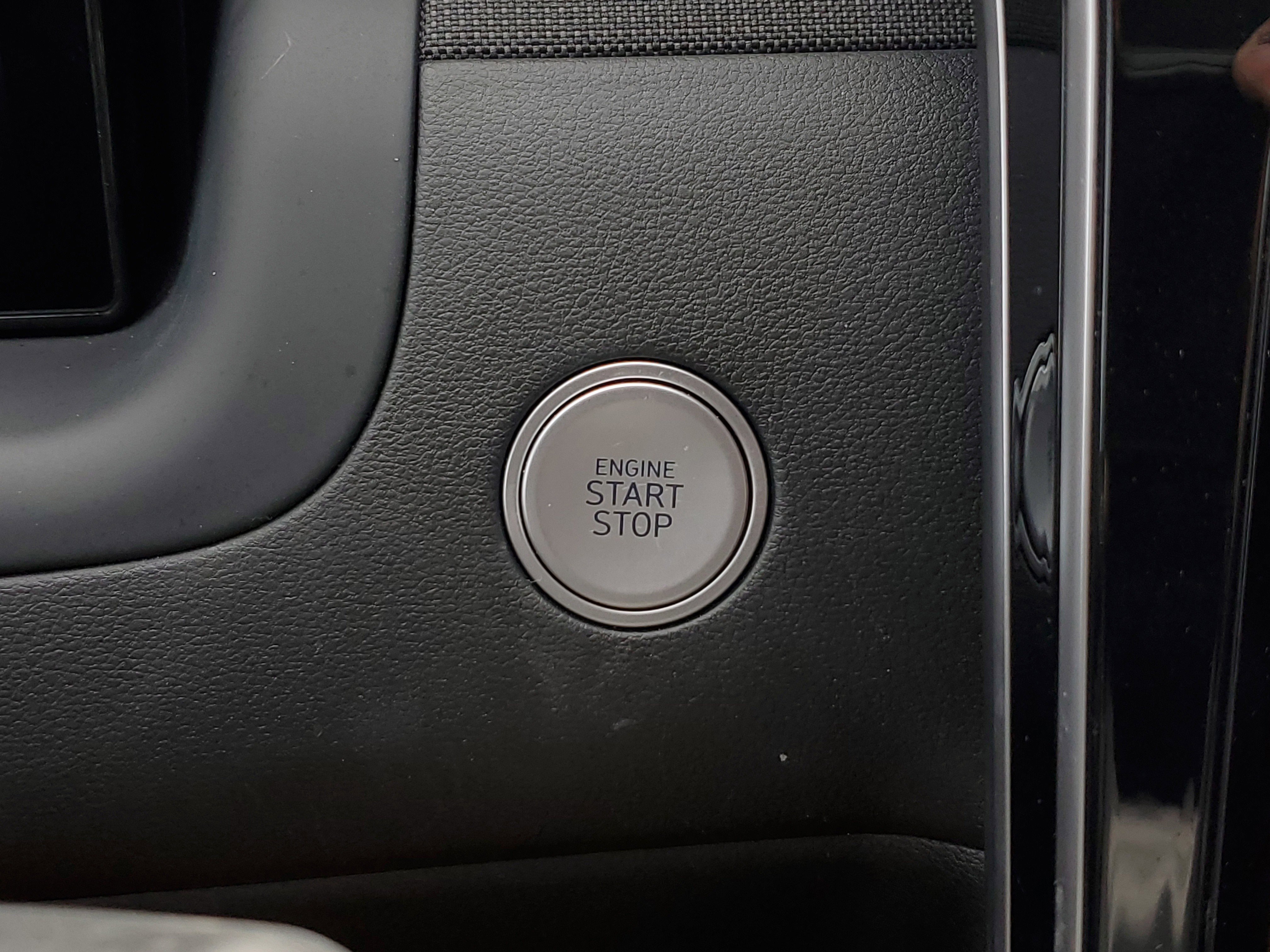 Used 2022 Hyundai Tucson Limited w/ Cargo Package image 32