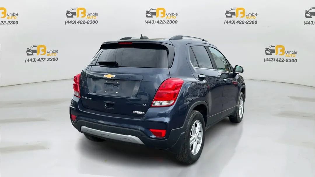 Used 2018 Chevrolet Trax LT w/ Sun & Sound Package image 5