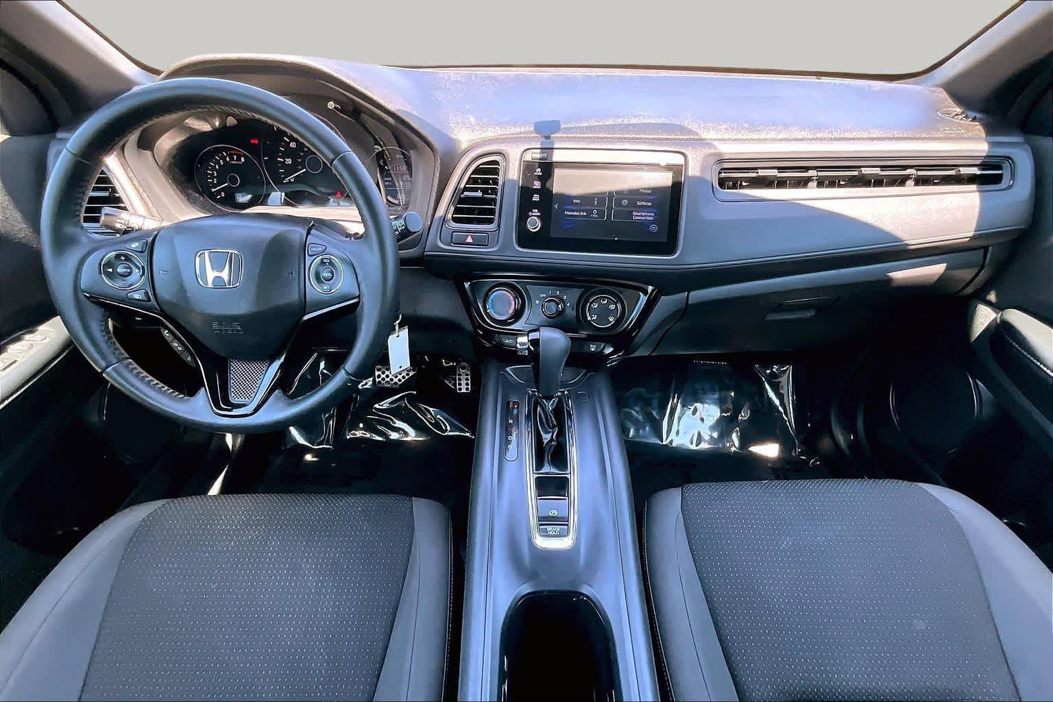 Used 2020 Honda HR-V Sport image 16