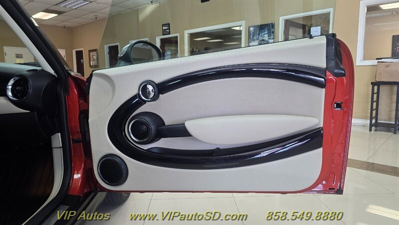 Used 2011 MINI Cooper S FWD image 12
