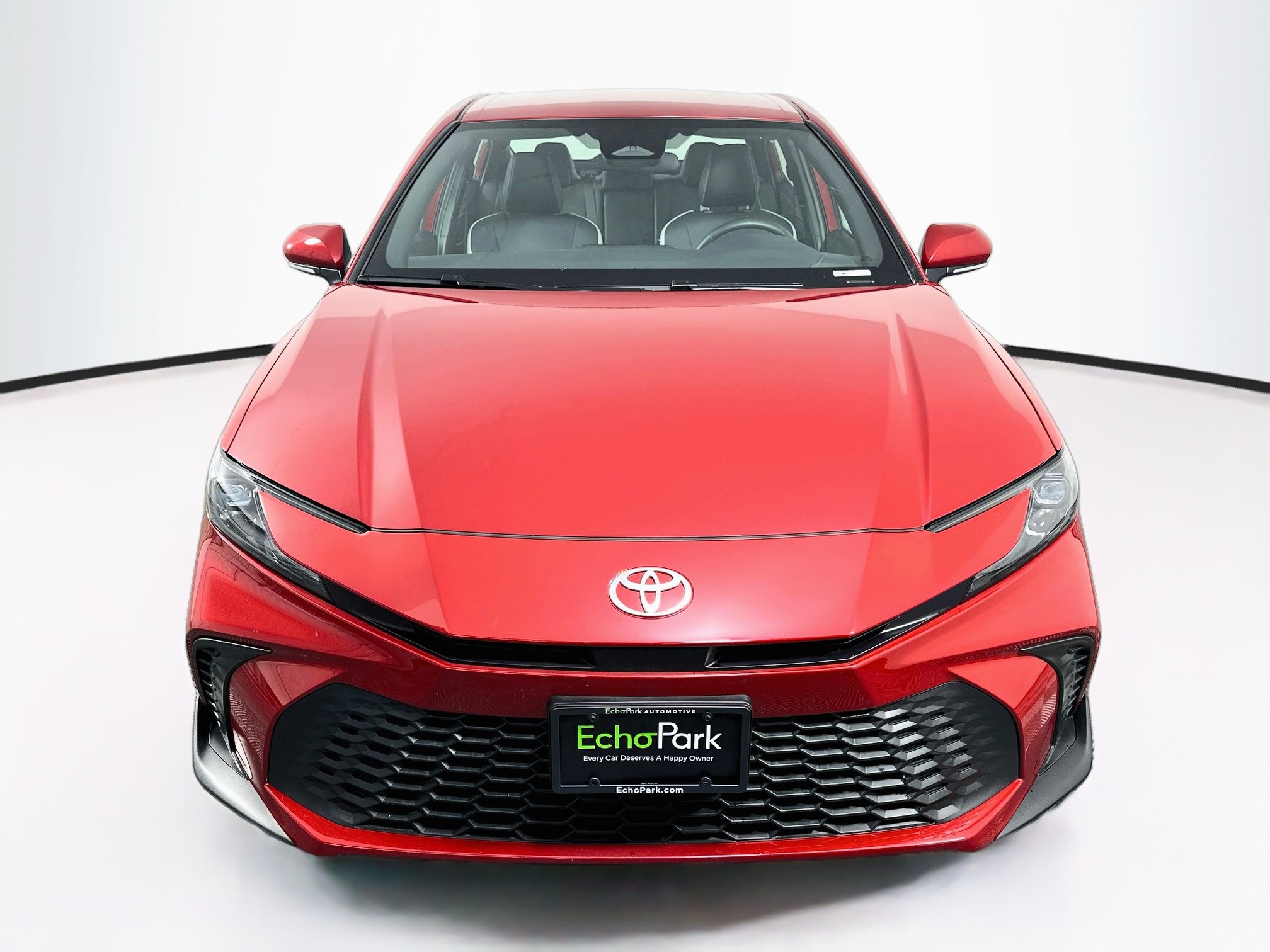 Used 2026 Toyota Camry SE FWD image 2