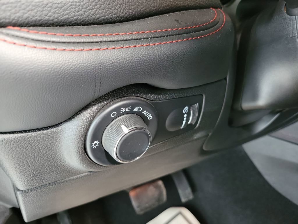 Used 2024 Dodge Durango GT image 37