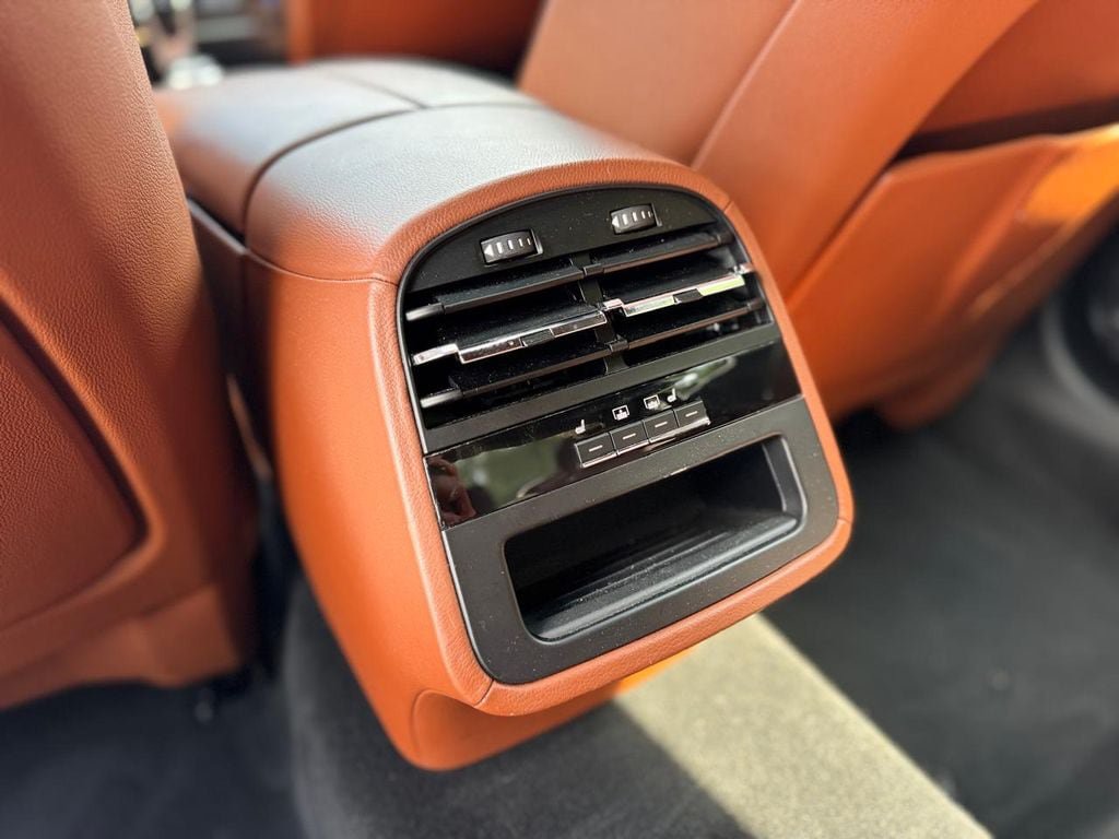Used 2018 Maserati Quattroporte S Q4 AWD/4WD image 24