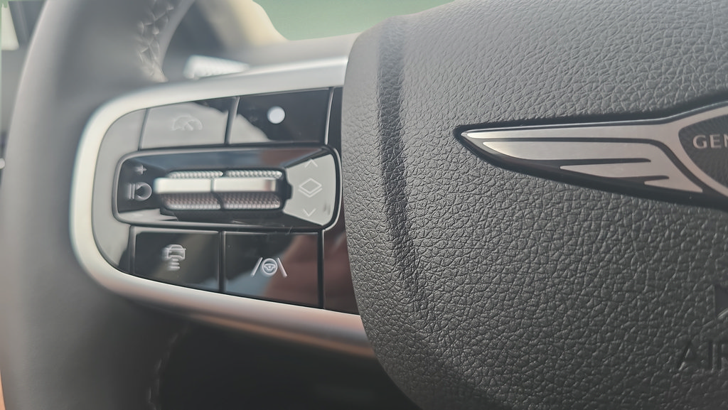 New 2026 Genesis GV70 2.5T Advanced AWD/4WD image 27