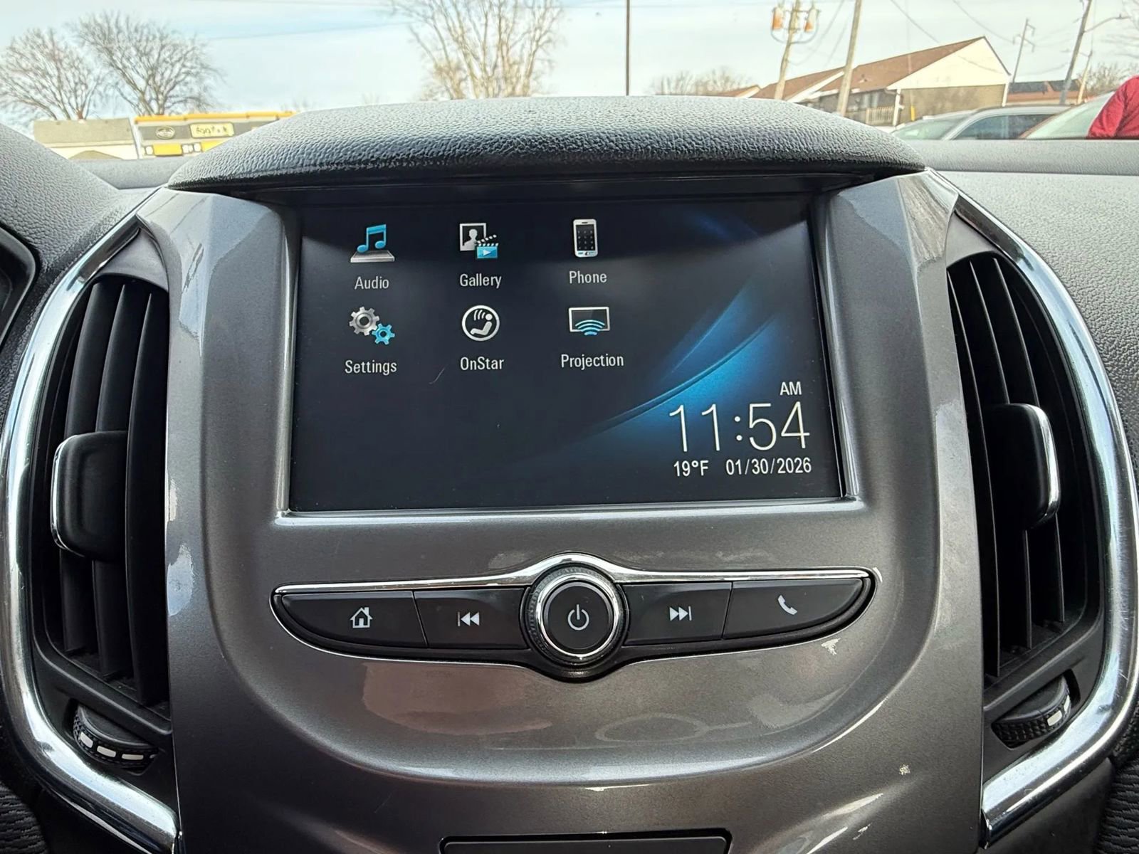 Used 2017 Chevrolet Cruze LT image 22