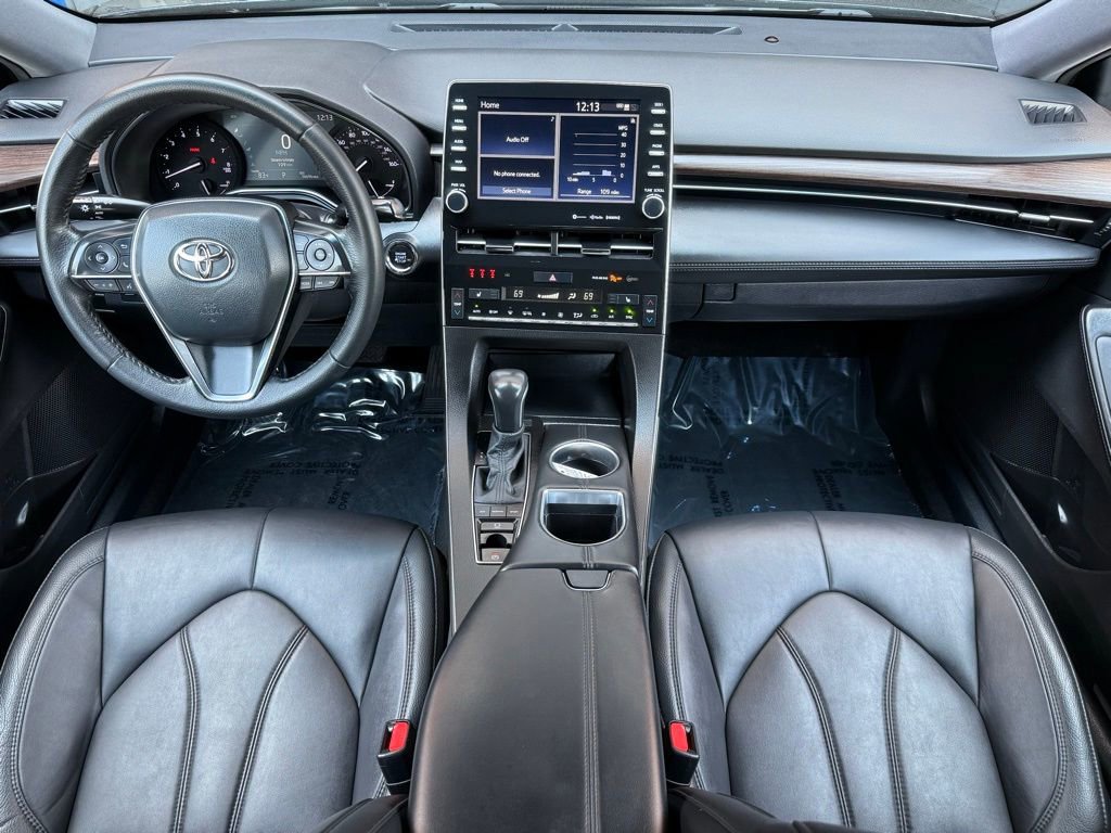 Used 2022 Toyota Avalon XLE FWD image 16