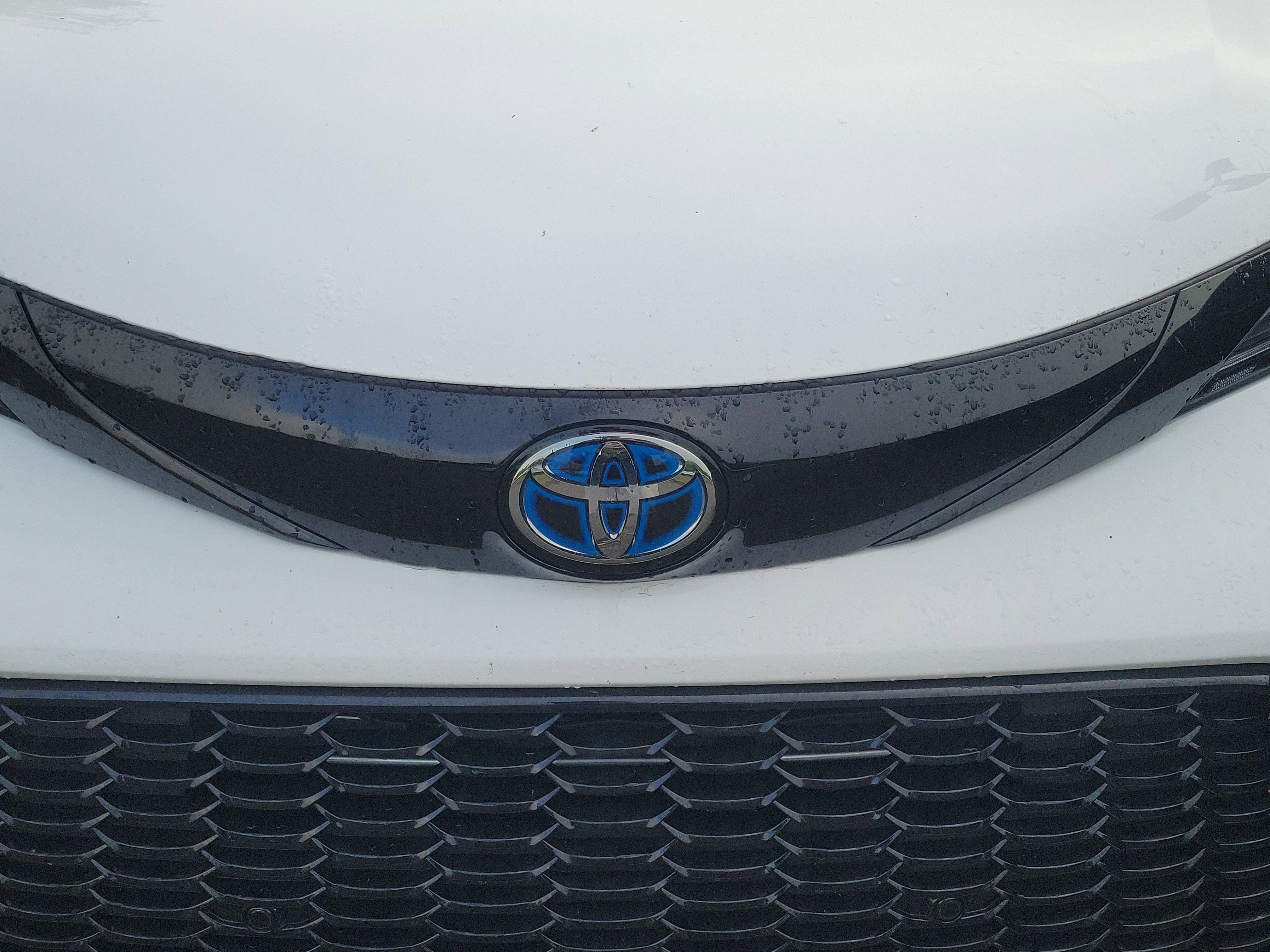 Used 2025 Toyota Sienna XSE w/ XSE Plus Package AWD/4WD image 4