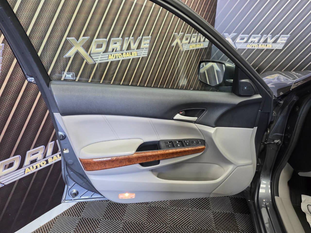 Used 2012 Honda Accord EX-L image 16