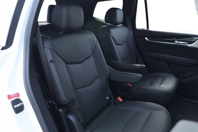 Used 2022 Cadillac XT6 Sport w/ Technology Package image 14