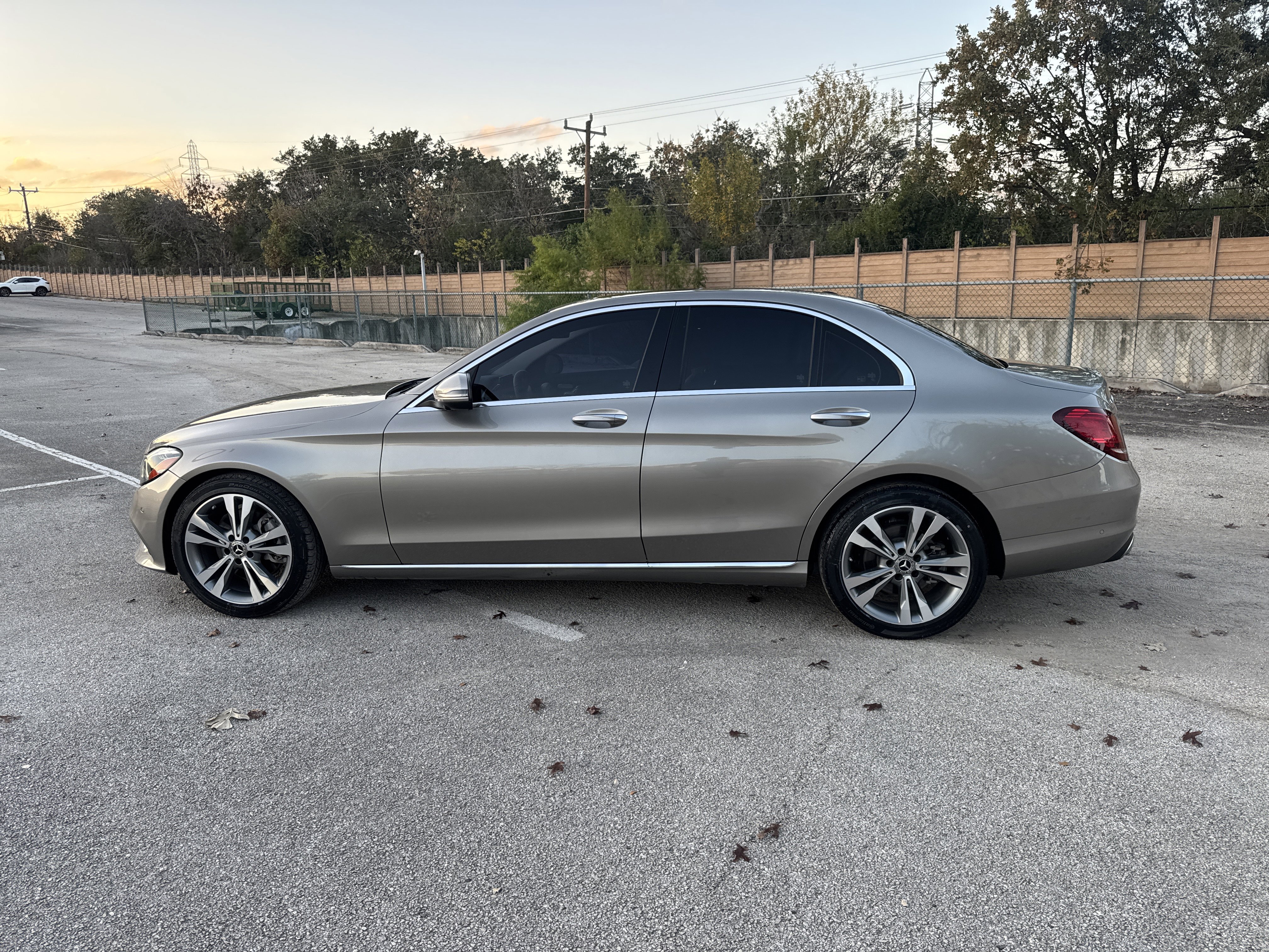 Used 2020 Mercedes-Benz C 300 Sedan image 6