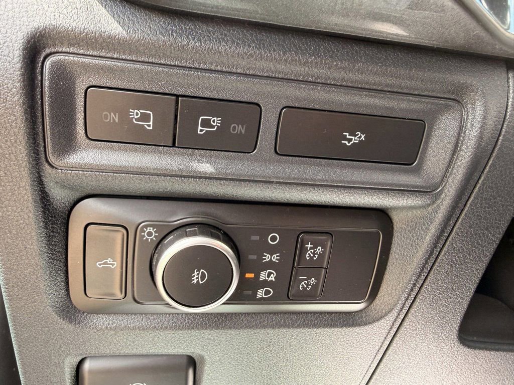 Used 2022 Ford F150 XLT w/ Equipment Group 302A High AWD/4WD image 19