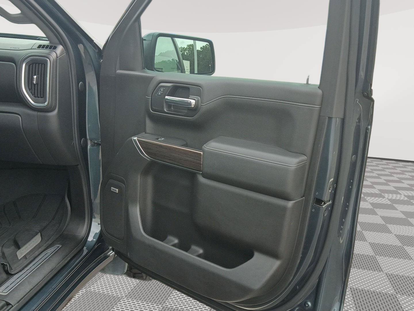Used 2020 Chevrolet Silverado 1500 RST w/ All-Star Edition AWD/4WD image 31