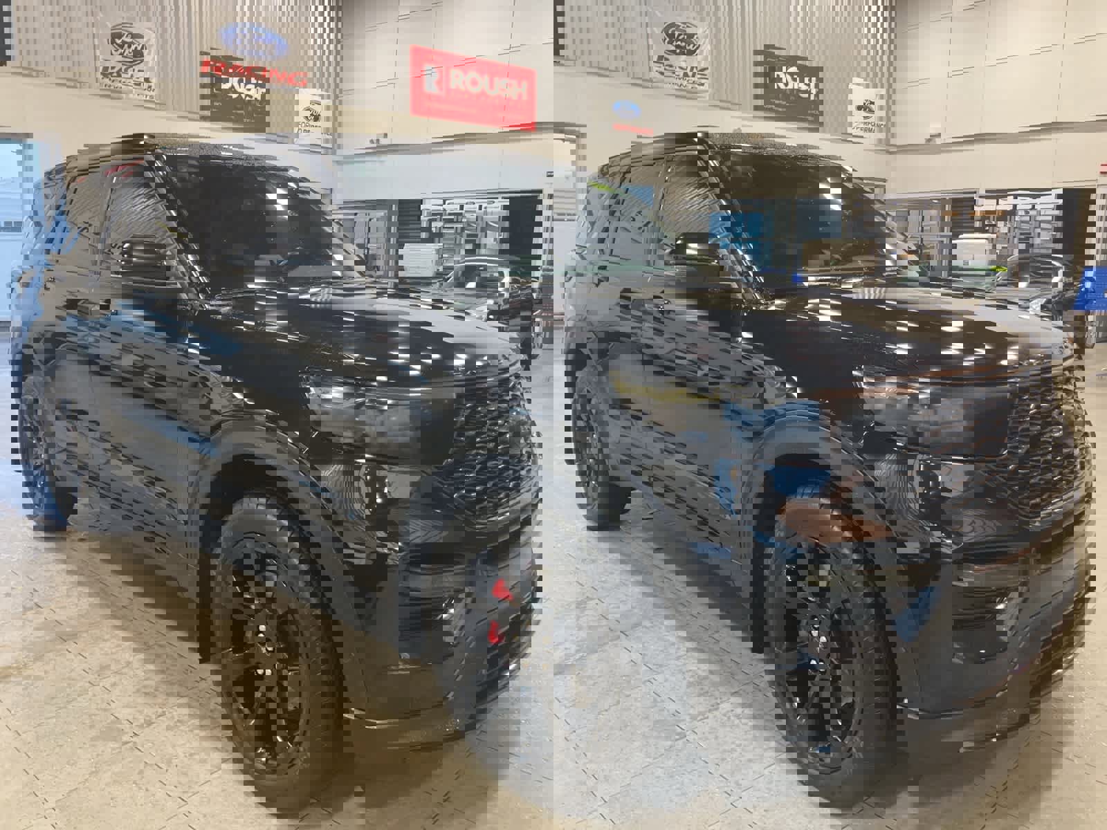 Used 2022 Ford Explorer ST w/ Equipment Group 401A image 3